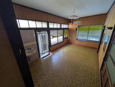 Traditional 4DK House in Etajima - 251m² Plot — Image 4, Etajima, Hiroshima