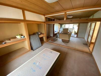 Spacious 4LDK Home with Mountain Views in Tsuruoka — Image 3, Tsuruoka, Yamagata