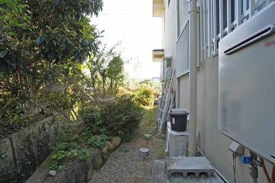 4LDK House for Sale in Misaka-cho, Fuefuki City — Image 2, Fuefuki, Yamanashi