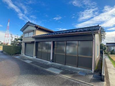 Spacious 6DK House in Bando, Imizu City - 551m² Plot — Image 1, Imizu, Toyama