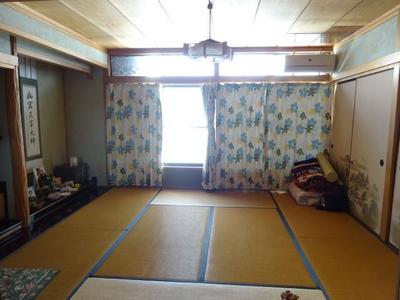 Spacious 7DK House with Shop Space Near Kamojima Station — Image 4, Yoshinogawa, Tokushima