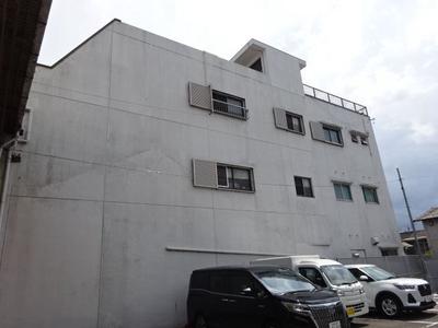 Spacious 7DK House with Shop Space Near Kamojima Station — Image 1, Yoshinogawa, Tokushima