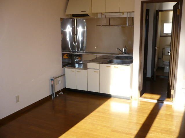 2DK Apartment for Rent in Quiet Takikawa, Hokkaido - Thumbnail 4