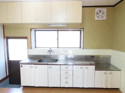 Renovated 4DK Single-Story House in Hagai, Niihama City — Image 3, Niihama, Ehime