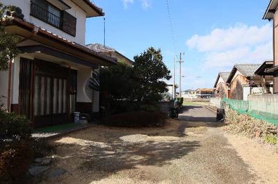 Traditional 5DK House with Large Garden in Saijo, Ehime — Image 1, Saijo, Ehime