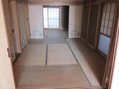 Spacious 6DK House in Shunan City, Near Shin-Nanyo Station — Image 3, Shunan, Yamaguchi