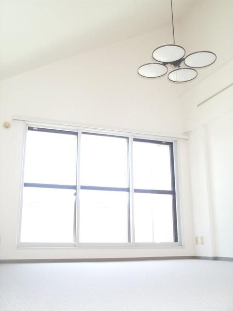 3LDK Apartment for Rent in Central Sapporo, Near Nishi 18-chome Station - Thumbnail 3