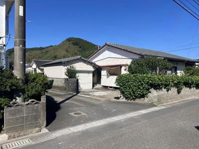 Traditional 7K House with Guest House Near Nichinan Coast — Image 1, Nichinan, Miyazaki