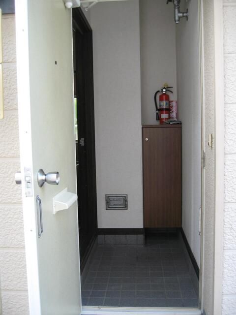 South-Facing 1DK Apartment for Rent in Obihiro, Hokkaido - Thumbnail 3