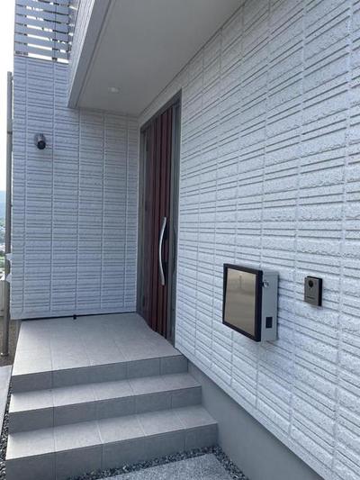 New 2LDK House in Ohito, Izu no Kuni - Modern Living with Mountain Views — Image 1, Izunokuni, Shizuoka