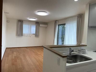 New 2LDK House in Ohito, Izu no Kuni - Modern Living with Mountain Views — Image 3, Izunokuni, Shizuoka