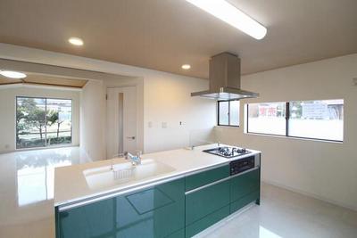 [Hatomark Site] 5LDK Used Detached House in Hiso, Nishikan Ward, Niigata City, Niigata Prefecture — Image 1, Nishikan, Niigata