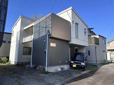 Used House for Sale in Dempo, Fuji City - 2SLDK with Parking — Image 1, Fuji, Shizuoka