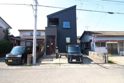 Modern 3LDK House in Hiuga City, Close to Station — Image 2, Hyuga, Miyazaki