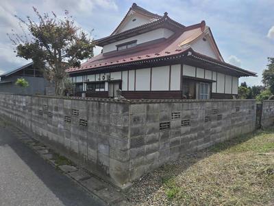 Spacious 9DK House with Large Land in Mizusawa, Oshu City — Image 1, Oshu, Iwate