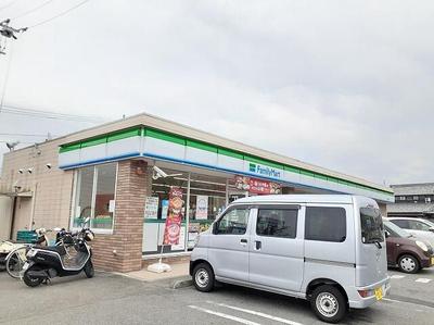 [Hatomark Site] 4LDK Used Detached House in Uehara-cho, Tobe-cho, Iyo-gun, Ehime Prefecture — Image 2, Tobe, Ehime