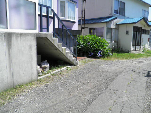 5LDK House in Sapporo with Rental Income - Thumbnail 3