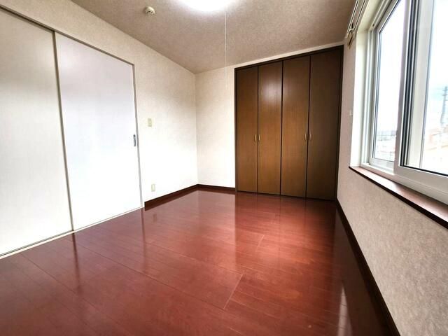 2LDK Apartment for Rent in Takikawa, Hokkaido with Parking - Thumbnail 4