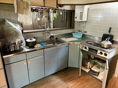 Mountain Cottage with Hot Spring Potential in Izu City — Image 2, Izu, Shizuoka