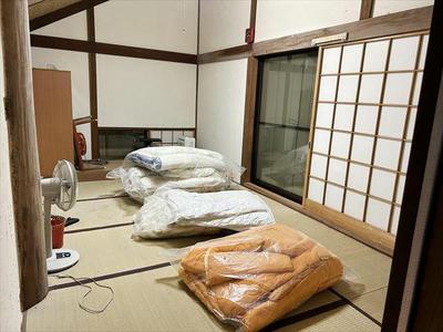 Mountain Cottage with Hot Spring Potential in Izu City — Image 4, Izu, Shizuoka