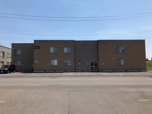 1LDK Apartment for Rent in Takikawa, Hokkaido with Parking - Thumbnail 2