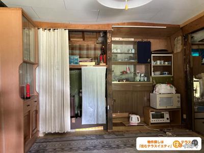 Traditional House with Large Land Plot in Ube City — Image 1, Ube, Yamaguchi