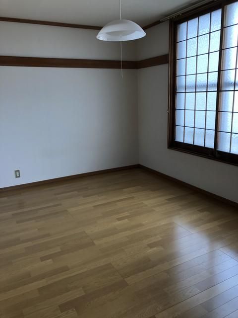2DK Apartment for Rent in Takikawa, Hokkaido - No Key Money - Thumbnail 2