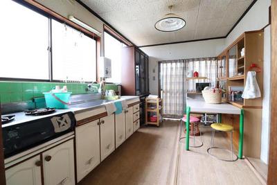 [Hatomark Site] 5LDK Used Detached House in Tokaichi-Naka 3-chome, Miyoshi City, Hiroshima Prefecture — Image 2, Miyoshi, Hiroshima