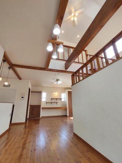 Modern 4LDK House with Pellet Stove in Shimizu-cho, Shizuoka — Image 4, Shimizu, Shizuoka