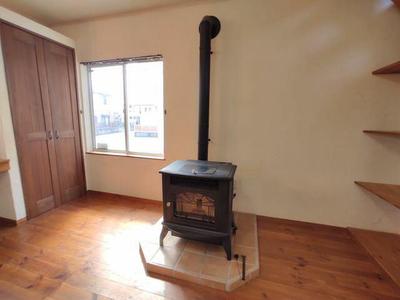 Modern 4LDK House with Pellet Stove in Shimizu-cho, Shizuoka — Image 2, Shimizu, Shizuoka