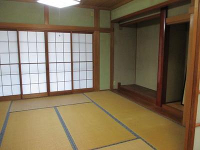 Spacious 5LDK House in Kanda Town, Fukuoka Prefecture — Image 3, Kanda, Fukuoka
