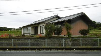 Spacious 4DK House in Mimasaka City with Large Land Plot — Image 1, Mimasaka, Okayama