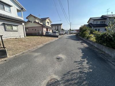 Spacious 5DK House in Matsuhashi, Uki City - Corner Plot with Parking — Image 2, Uki, Kumamoto