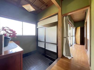 Traditional 8K House in Minobu, Yamanashi - 255sqm Land — Image 3, Minobu, Yamanashi