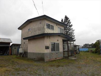 Traditional 4LDK Farmhouse with Warehouse in Ikeda, Hokkaido — Image 1, Ikeda, Hokkaido