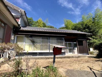 Traditional 6DK House in Mukaishima, Onomichi - Hilltop Location — Image 1, Onomichi, Hiroshima