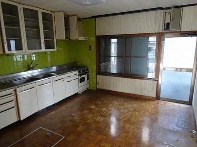 [Hatomark Site] 5DK Used Detached House in Baba-no-moto, Komatsushima-cho, Komatsushima City, Tokushima Prefecture — Image 3, Komatsushima, Tokushima