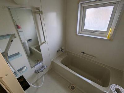 Spacious 4LDK House in Takizawa City with 3-Car Parking — Image 4, Takizawa, Iwate