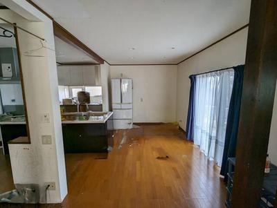 Spacious 4LDK House in Takizawa City with 3-Car Parking — Image 2, Takizawa, Iwate