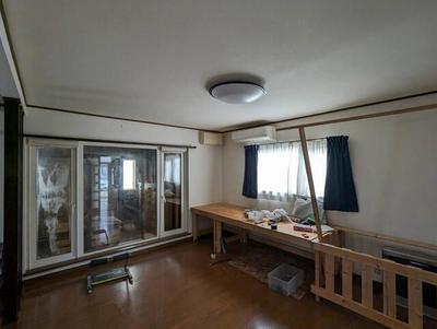 Spacious 4LDK House in Takizawa City with 3-Car Parking — Image 1, Takizawa, Iwate