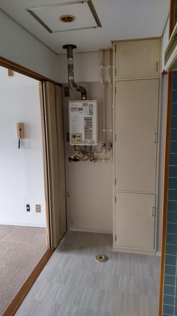 2DK Apartment for Rent in Nakajima, Sapporo - 14th Floor, Renovated - Thumbnail 3