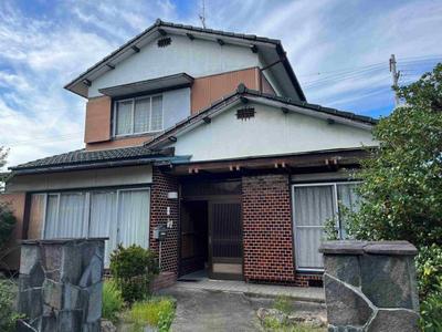 Spacious 6DK House in Higashikagawa with Large Land Plot — Image 2, Higashikagawa, Kagawa