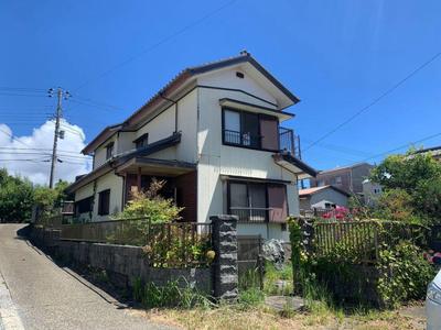Spacious 4LDK House in Kamogawa - Close to Schools and Hospital — Image 1, Kamogawa, Chiba