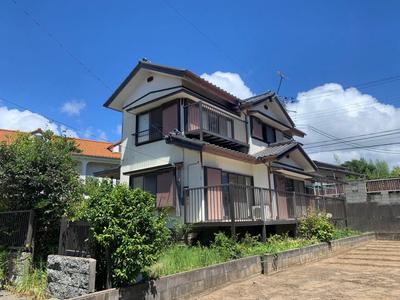 Spacious 4LDK House in Kamogawa - Close to Schools and Hospital — Image 1, Kamogawa, Chiba
