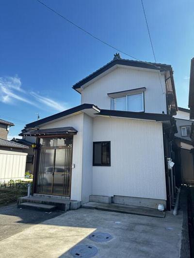 Investment House for Sale in Sanjo City - 11.52% Rental Yield — Image 1, Sanjo, Niigata