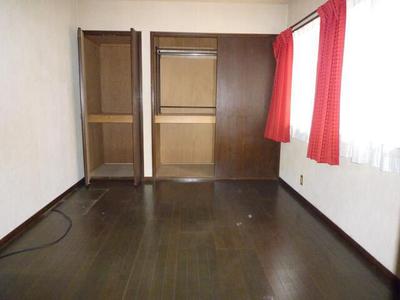 Spacious 4LDK House for Sale in Yoshinaga, Yaizu — Image 3, Yaizu, Shizuoka