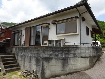 Spacious 2SLDK House with Large Garden in Saiki City — Image 1, Saiki, Oita