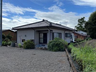 Traditional 3DK House with Large Land in Takasaki-cho, Miyazaki — Image 1, Miyakonojo, Miyazaki