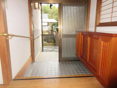 Renovated 5DK House in Himawari-dai, Kuga-cho, Iwakuni — Image 1, Iwakuni, Yamaguchi