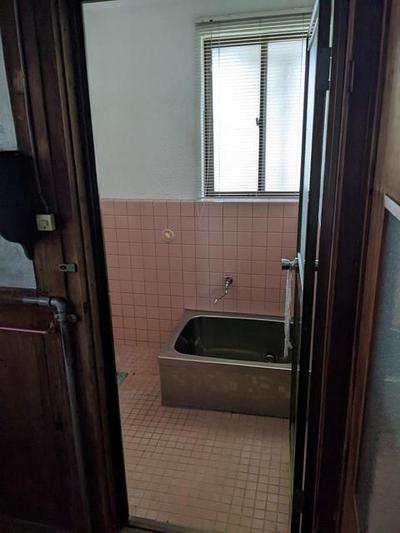5DK Used House in Etajima City, Hiroshima — Image 2, Etajima, Hiroshima